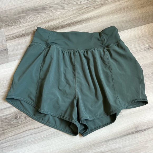 Lululemon Lean In Shorts - Picture 3 of 3